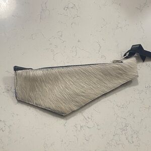 Wristlet Pouch in Light Gray